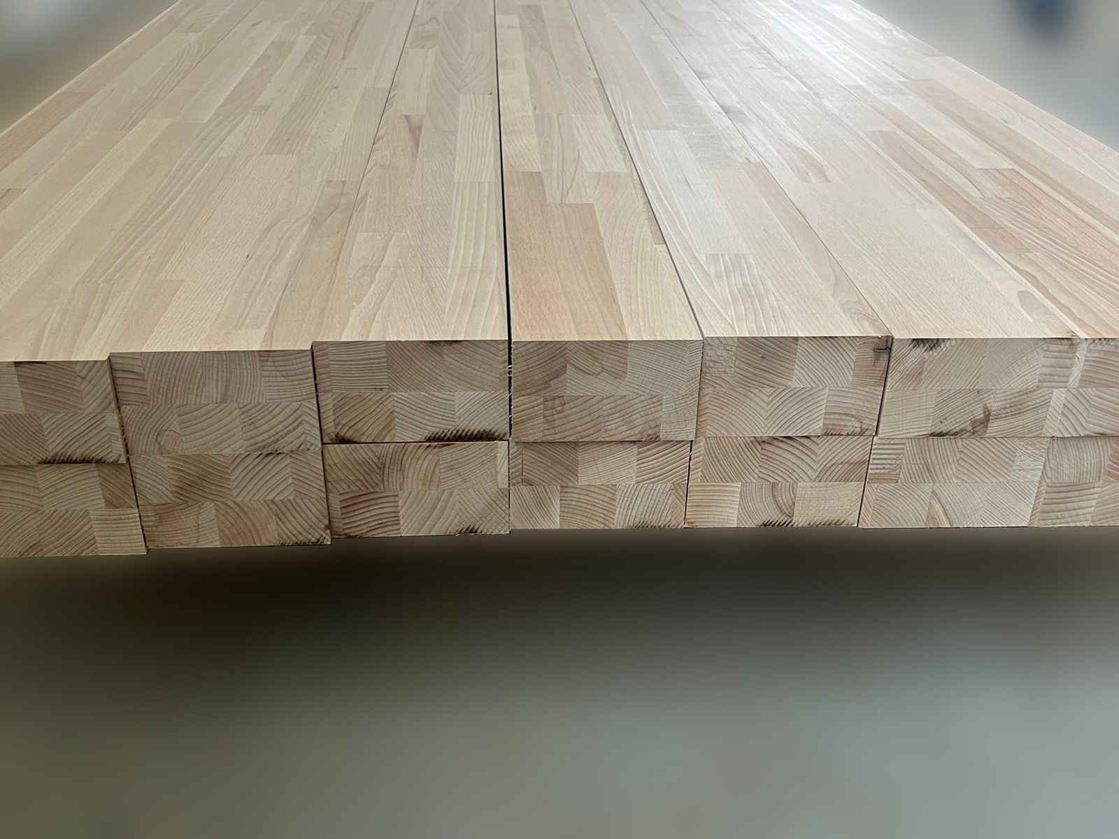 Beams (Brus) — 4/5